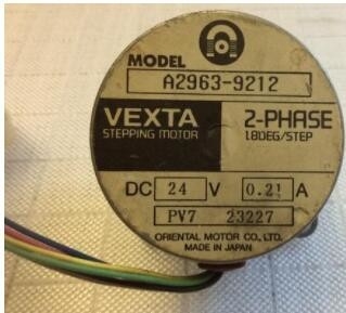 CHINA Ersatzteil Noritsu MINILAB BEWEGUNGS-ORIENTALE-SCHRITTMOTOR-Versammlung W400693 W400693 01 fournisseur