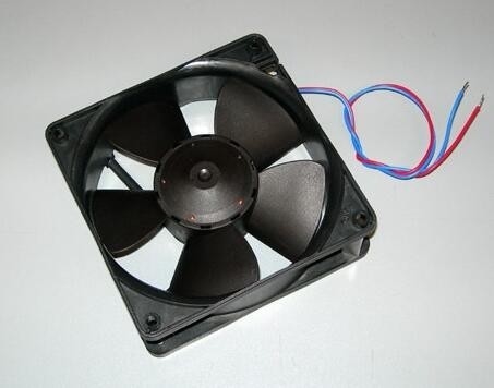 Teil-Fan VENTILATORE 12X12 24VDC H 38MM X RI065 NORITSU QSS2901 Minilab Spart fournisseur