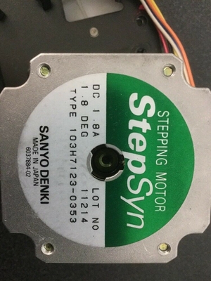 Fuji-Grenze 350/355/370/375 Minilab Ersatzteil-Schrittmotor 118C890030D mit Gang-Spornen fournisseur
